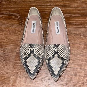 Steve Madden Snake-Skin Flats